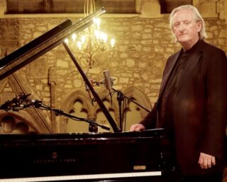 Micheal O'Suilleabhain - Between Worlds