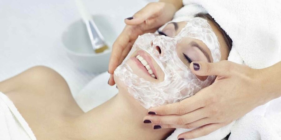 Cúram áilleachta d'éadan uaidh Piorra