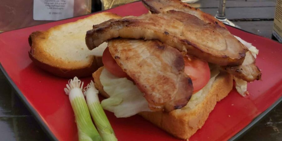 Bagún Zero Bacon gan níotráití ar cheapaire