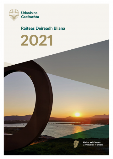 Clúdach an ráiteas deireadh bliana 2021 le pictiúr de chirocal chamais